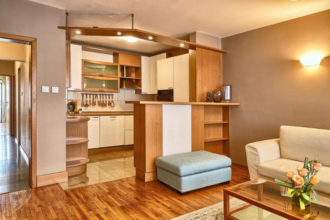 Baratero City II Apartments Sofia Bagian luar foto