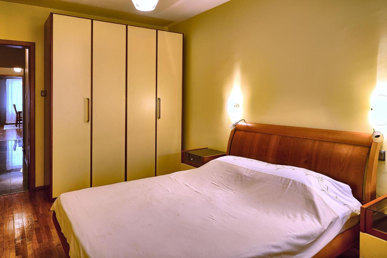 Baratero City II Apartments Sofia Bagian luar foto