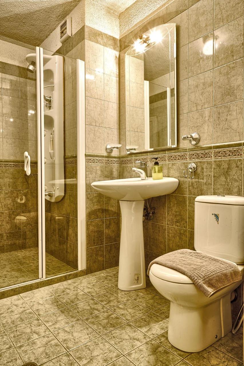 Baratero City II Apartments Sofia Bagian luar foto